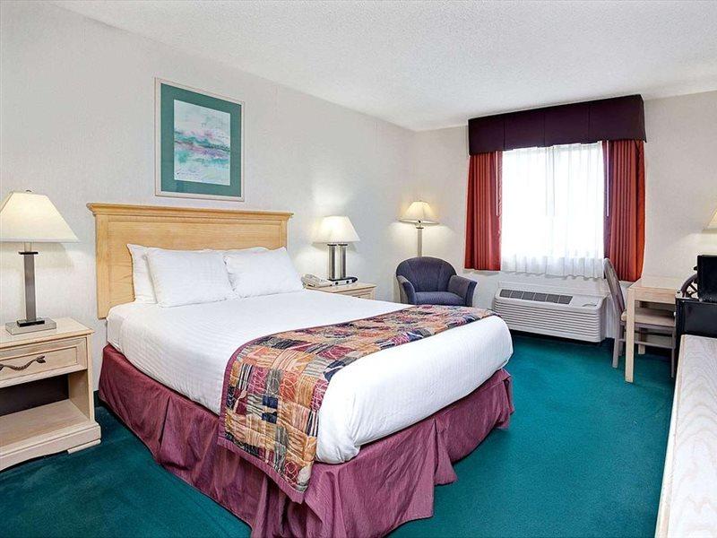 Baymont By Wyndham Monroe Exterior foto