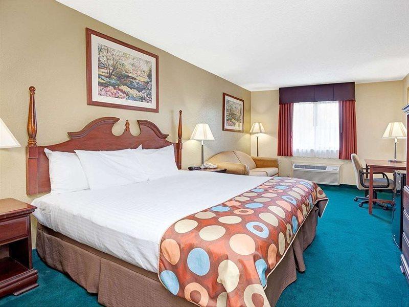 Baymont By Wyndham Monroe Exterior foto